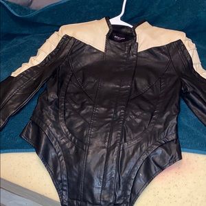 Women’s leather jacket